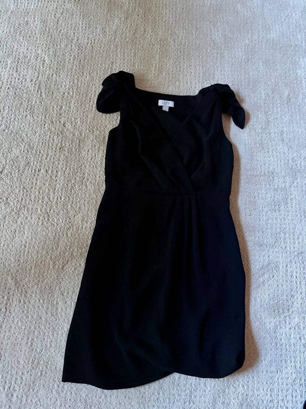 LOFT Black Sleeveless Dress with‎ Tie/Bow Detail on Shoulder 4P